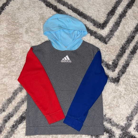Adidas boys sweater. - Picture 1 of 4